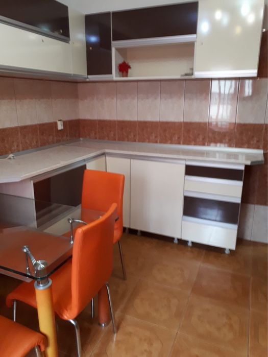 De vanzare ap 3 camere