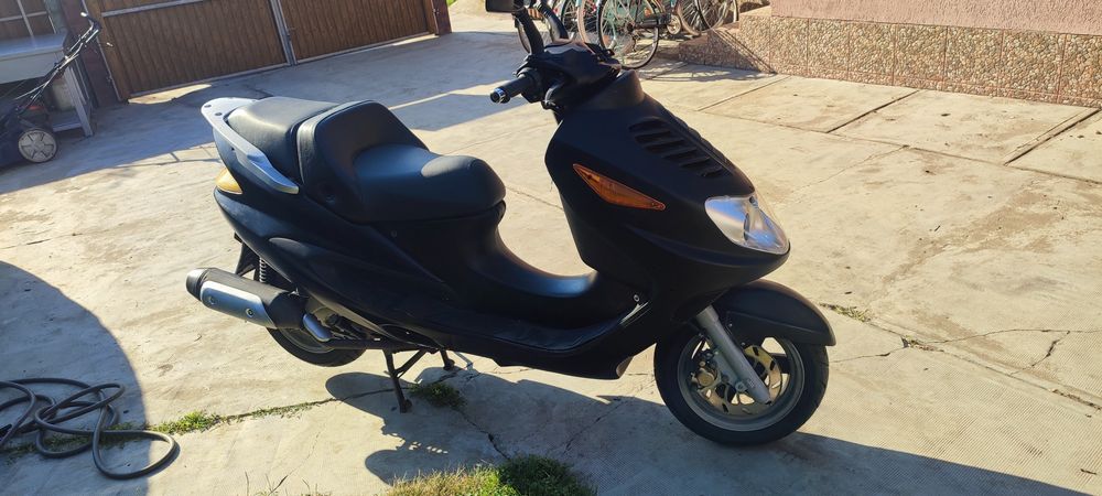 Scuter Italjet Millenium 125 13 cp