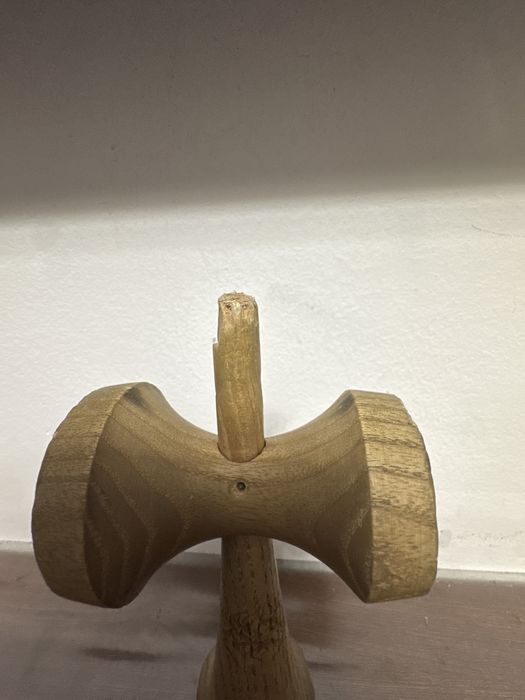 Kendama Krom Eclipse