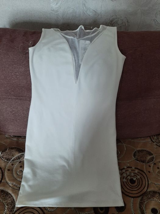 Платье праздничное