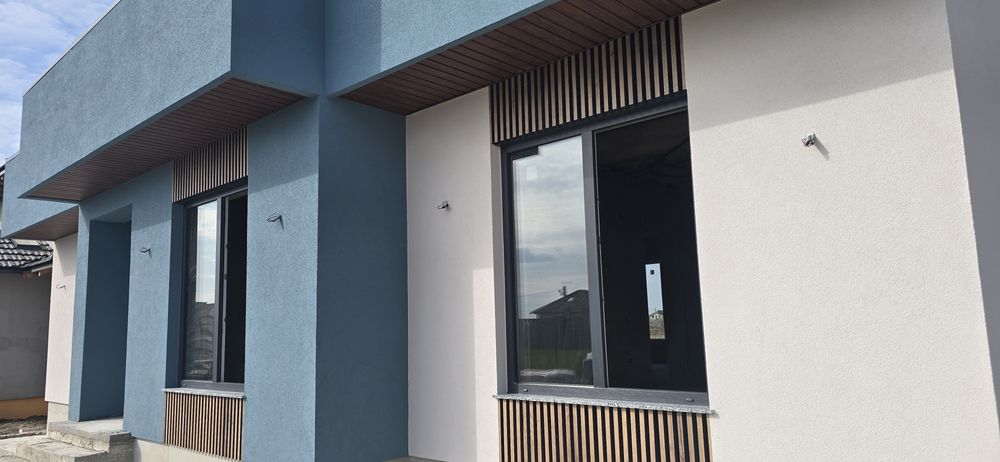 Casă nouă 4 camere (gard inclus)expresul nou Str Bujac