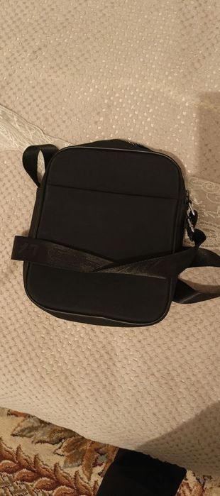 Продам ветровку +барсетка лакосте