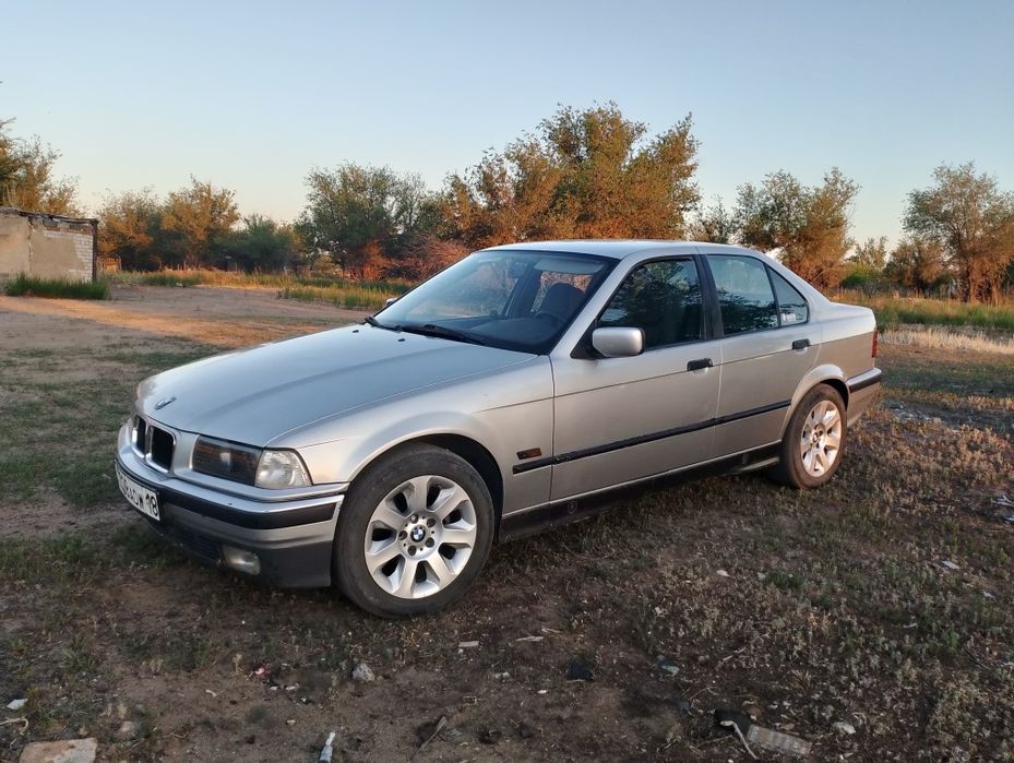 Продам БМВ 320 Е36 СЕЛ ПОЕХАЛ