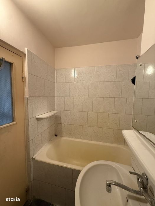 Apartament 2 camere, decomandat, 54 mp utili - Complexul Studentesc
