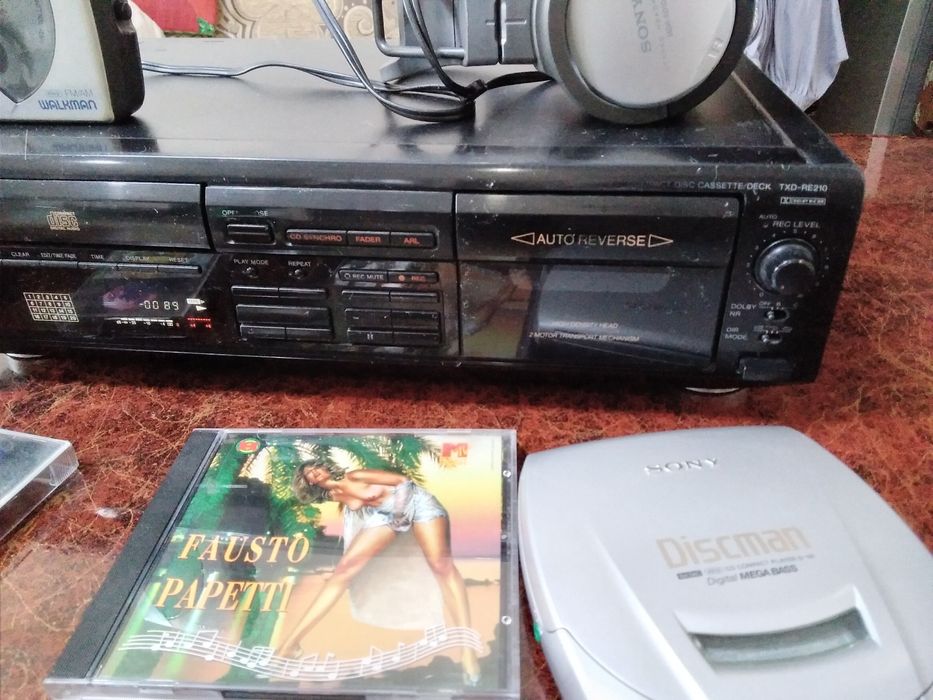 Продается двойка SONY TXD-RE 210