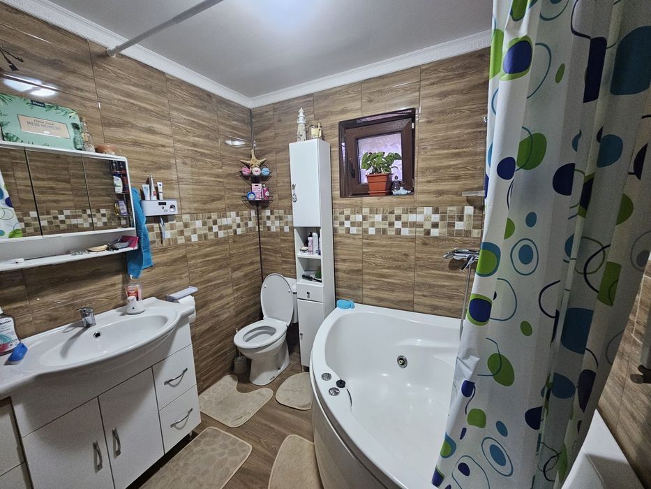 Vand casa in sat Medisa com.Viile Satu  Mare sau schimb