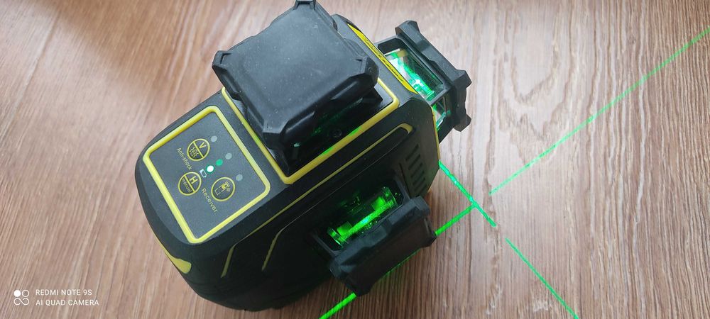 Лазерный уровень -Firecore 3D.