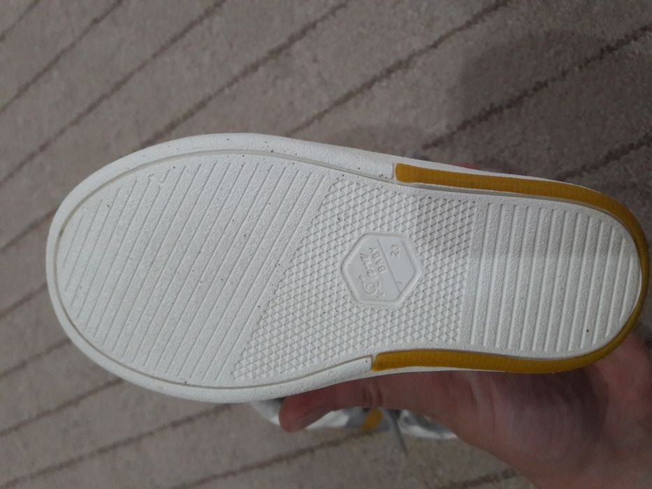 Pantofi Zara nr 23