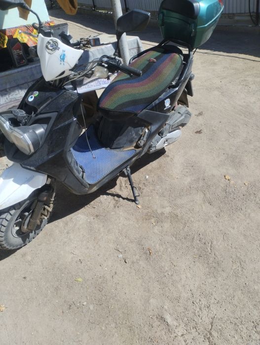 Продам мопед 150 кубов Бумер