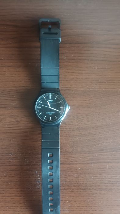 Casio MW-240 черен цвят
