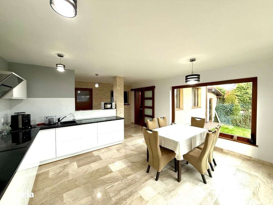 Casă P+M 140 mp complet mobilată, utilată la două minute de Primărie