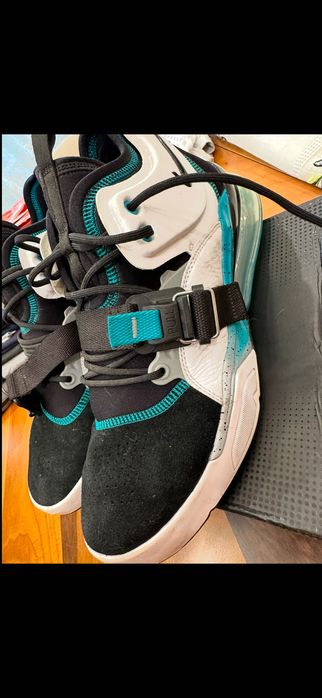 Nike Air Force 270 кецове (Черно/Бяло/Тюркоаз) - № 44.5