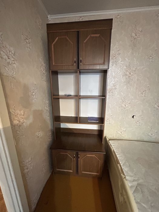 Продам шкаф (самовывоз)