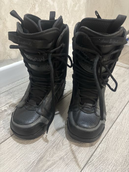Продам ботинки для сноуборда