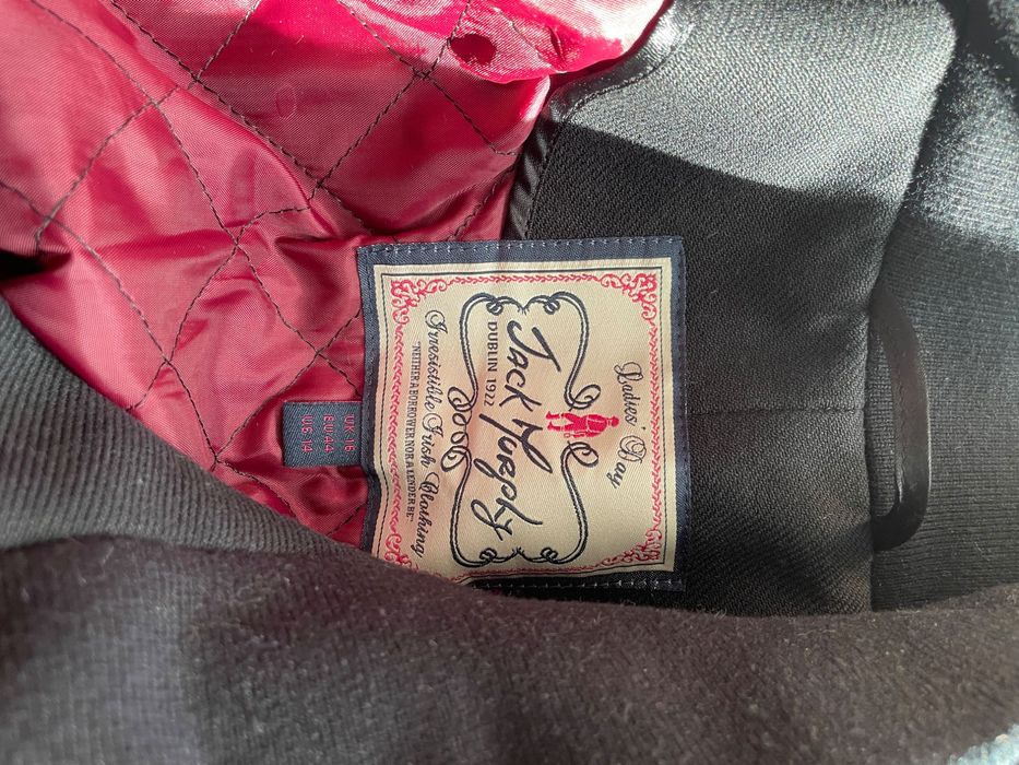 Дамско дълго палто