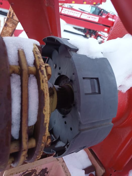 Гребнеобразователь