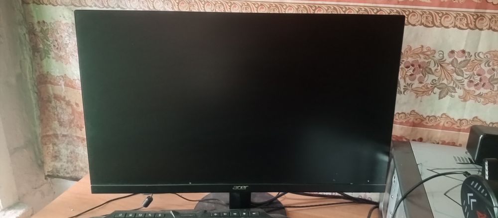27 диагональ acer