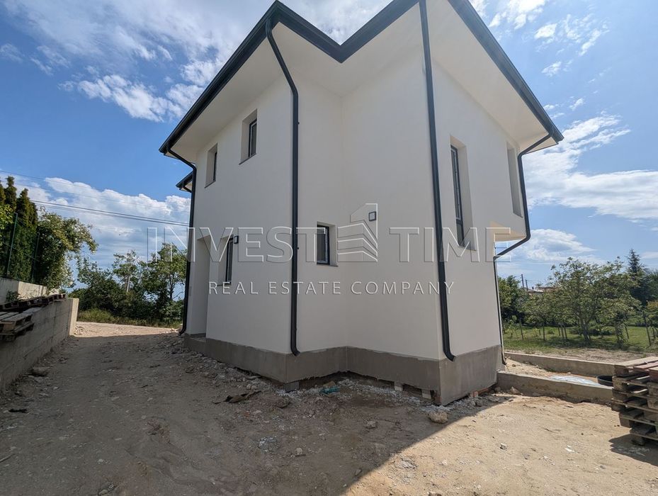 Продава се Къща в Варна, м-т Траката - 139 кв.м за 2080 €/кв.м - Снимка #3