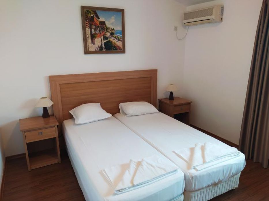 Дава се под наем Тристаен апартамент в Ахелой - 85 кв.м за 690 € - Снимка #8