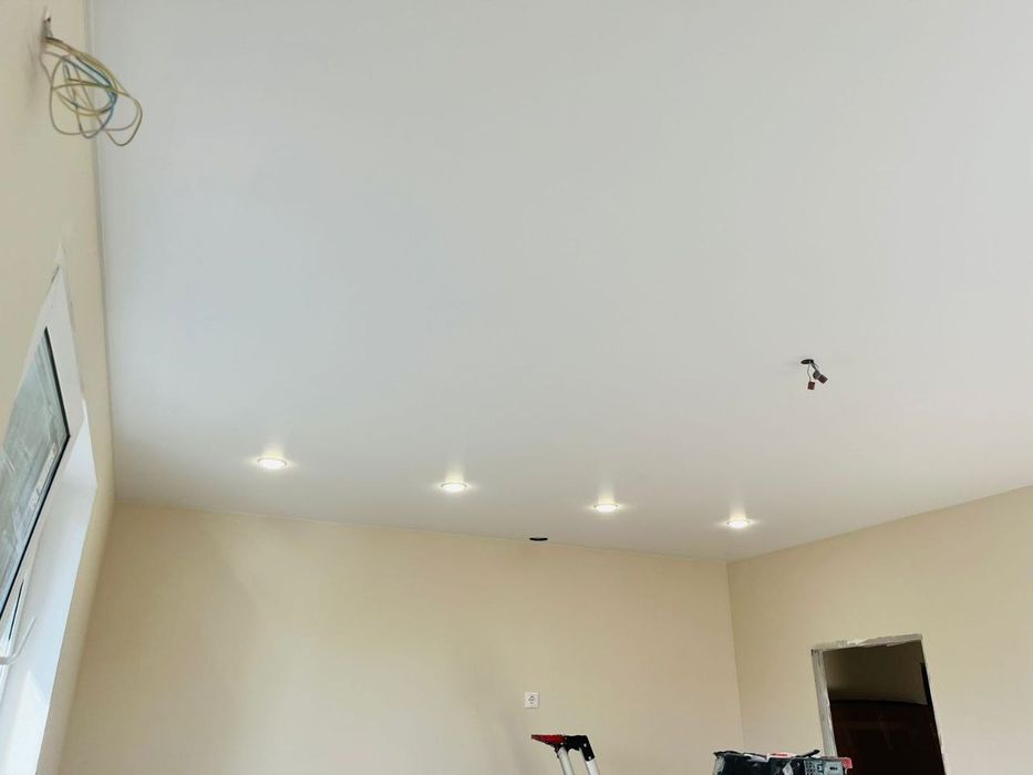 Натяжные потолки