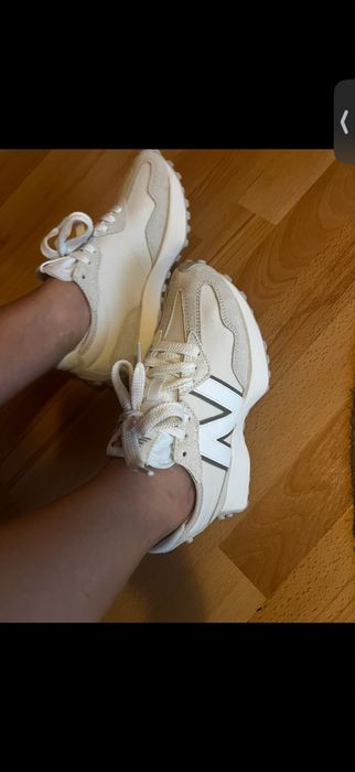 Adidași new balance 327