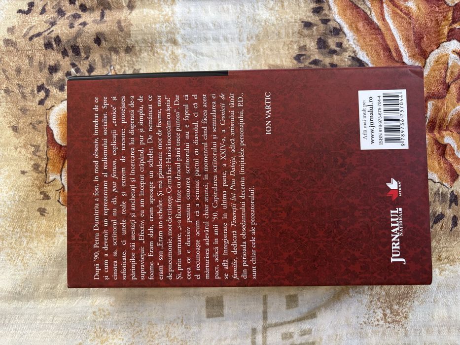 Carte Cronica de familie