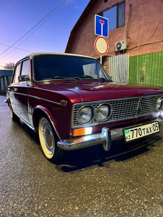 Продам ваз 2103