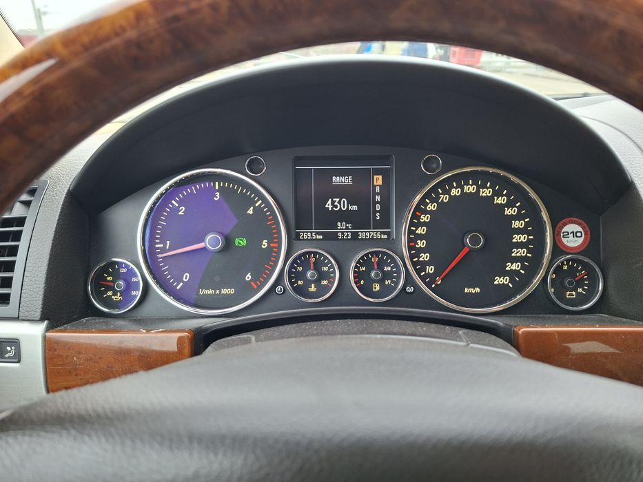 Vând/schimb Volkswagen Touareg