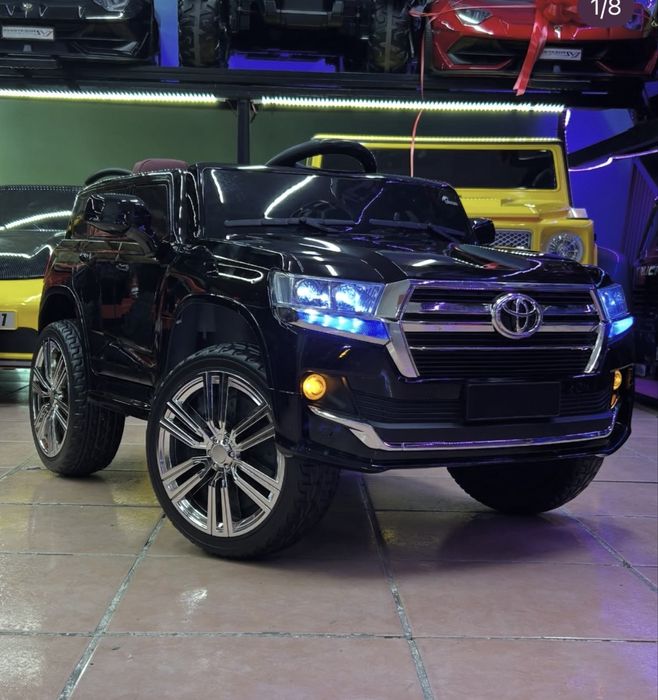 Продам детскую машину