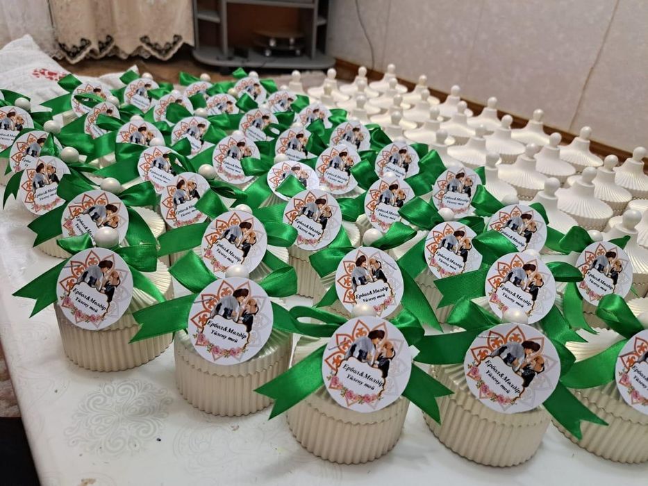 Бонбонерки, той табақ, шкатулки