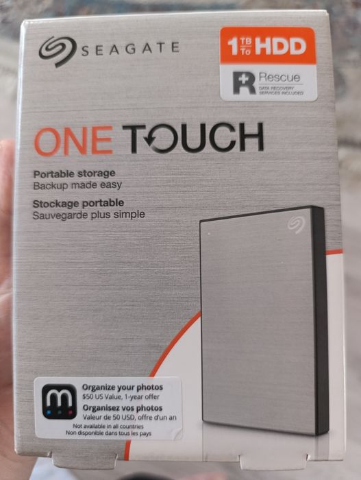 Внешний диск ( накопитель) на 1 Тб