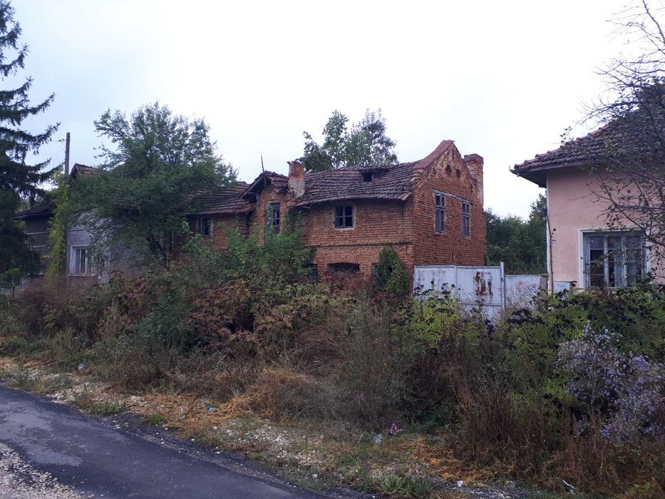 Продава се Парцел в с. Нивянин, Област Враца - 540 кв.м за 8 €/кв.м - Снимка #2