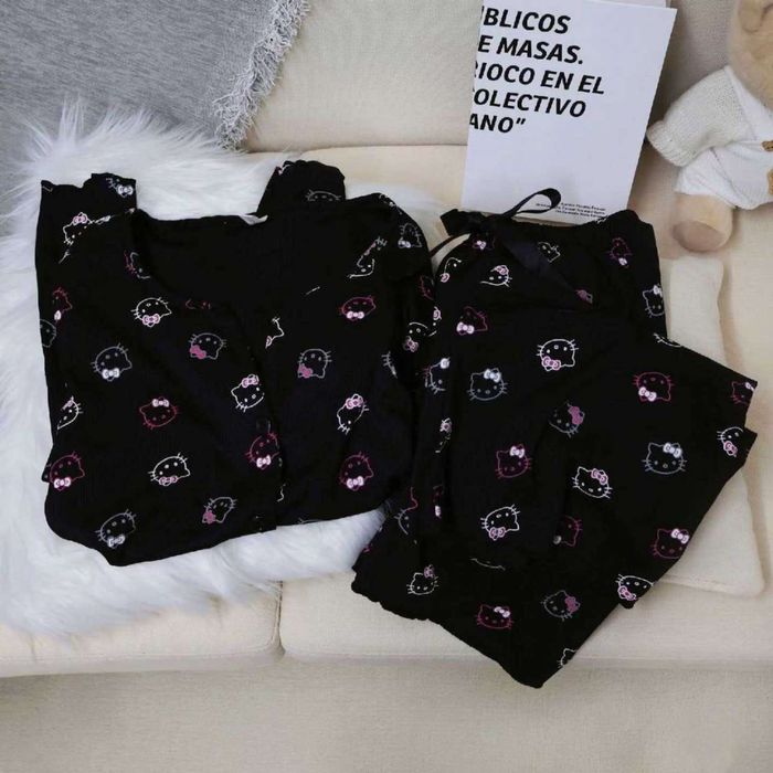 Пижамалар жұмсақ өте ыңғайлы