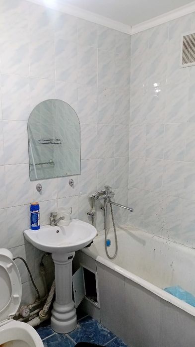 2х ком. кв.продам в 5мкр дом 18