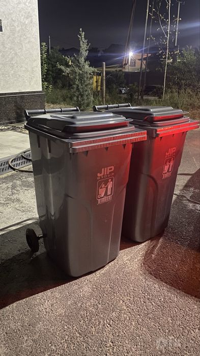Musorniy urna har hil razmerlari mavjud