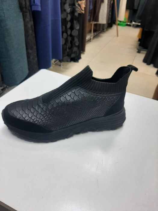 Женская обувь кожаная