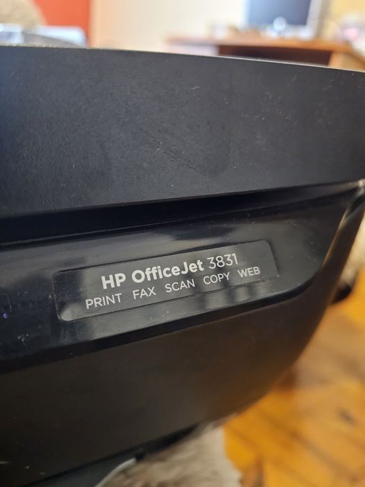 Принтер HP OfficeJet 3831