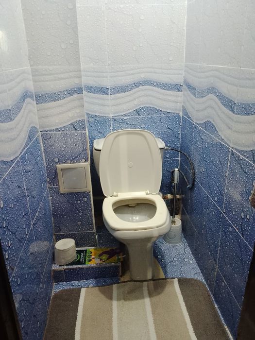 Продаю 1 комнатную. Площадь 55 квадратов