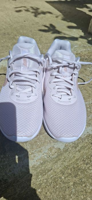 Дамски маратонки Nike revolution 6