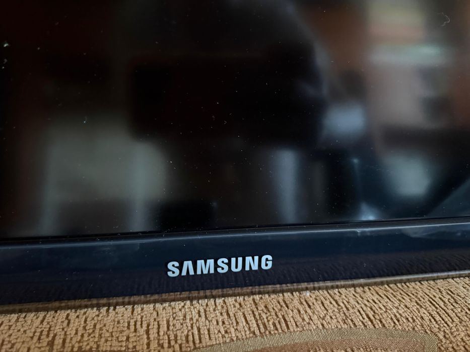 Продам телевизор Самсунг недорого