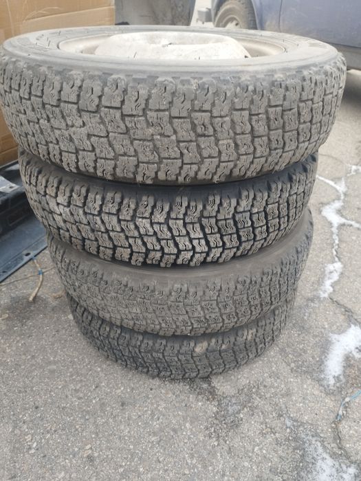 Комплект нива колеса