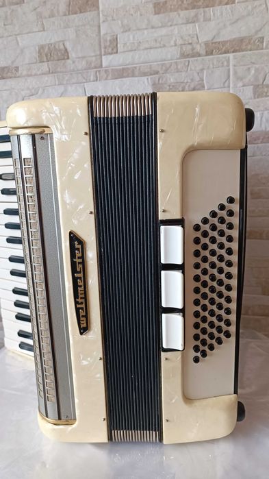Акордеон - Weltmeister - 60 баса - Made in GDR