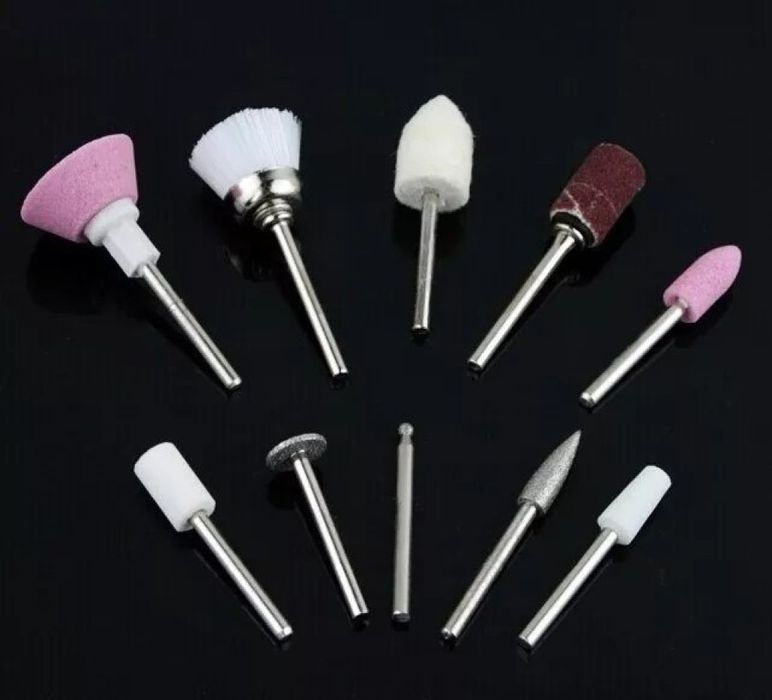 Комплект за домашен маникюр и педикюр