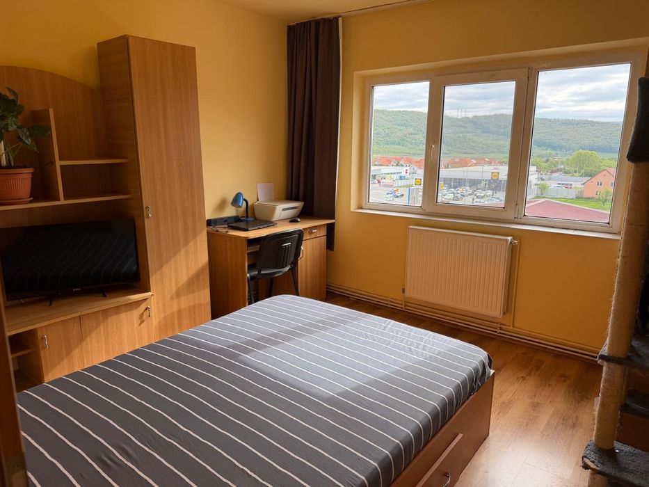 Apartament 2 camere decomandat Hateg