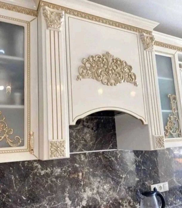 Продам кухонный гарнитур б/у
