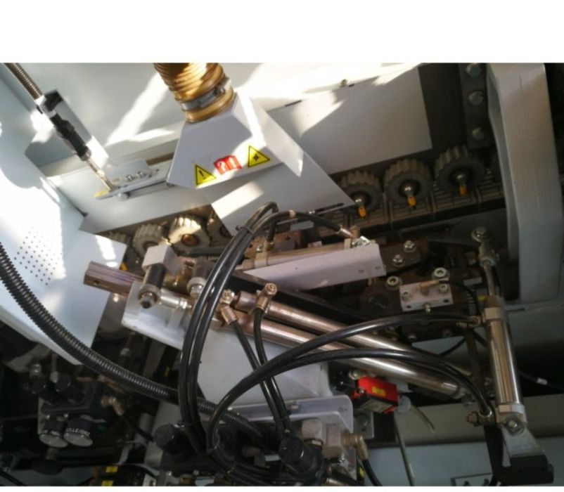 Кантираща 2008г. с предфрезоване и постформинг, в топ състояние