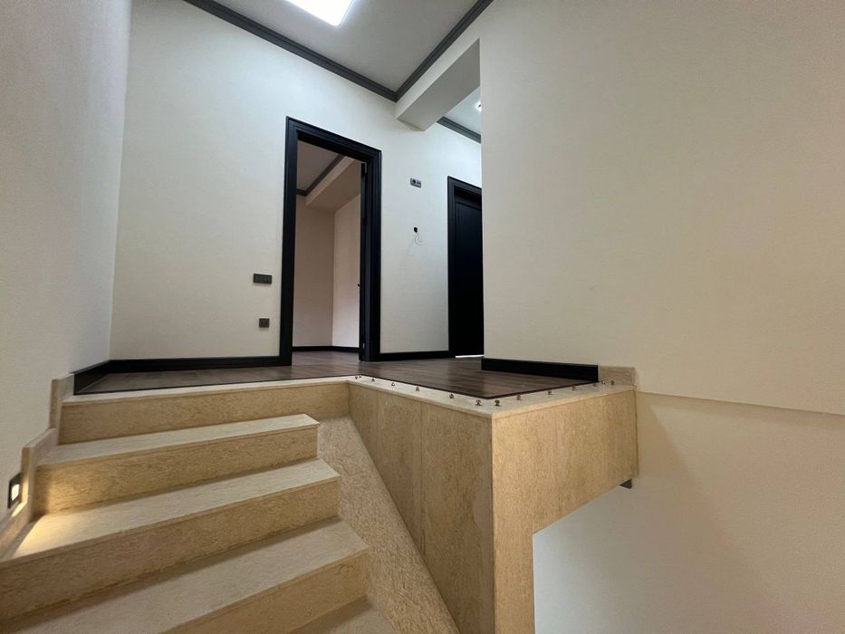 Продам евро Коттедж Юнусабадский район Санаторый Чинобад 1,3 сотки