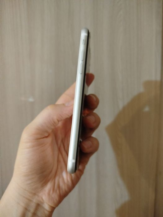 iPhone SE 2020/ 128GB