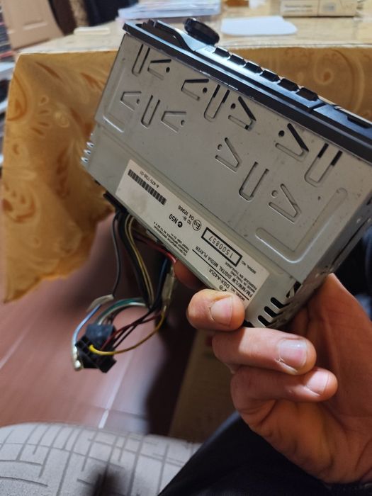 Alpine CDE-9803R и Sony DSX-A42UI