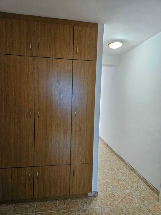 Продава 3-СТАЕН апартамент
